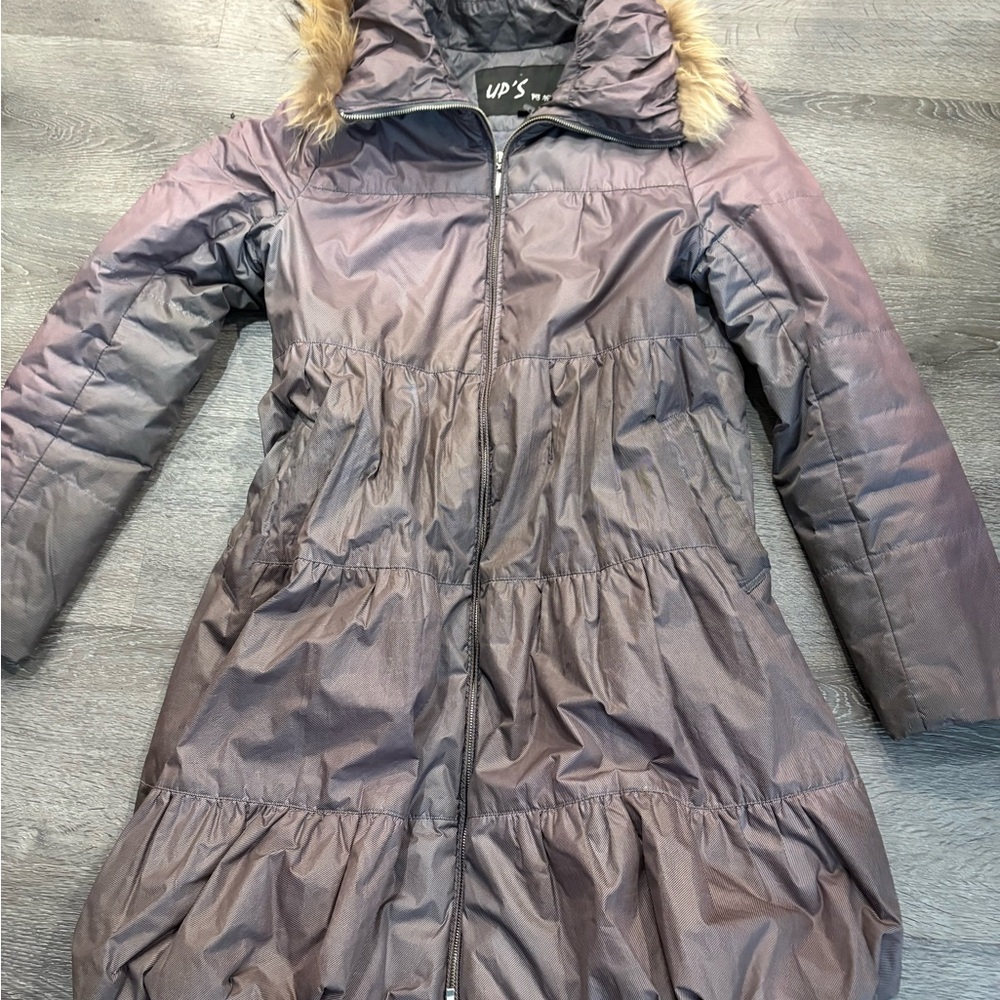 Elegant Women's Puffer Coat with Faux Fur Trim